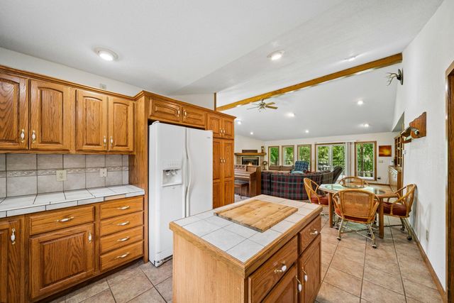 425 S Boston Avenue, Ketchum, OK 74349