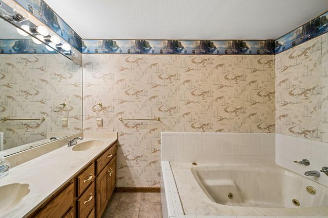 425 S Boston Avenue, Ketchum, OK 74349