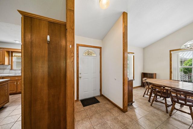 425 S Boston Avenue, Ketchum, OK 74349