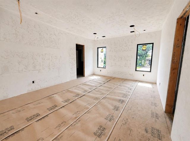 1601 Randel Road, Nichols Hills, OK 73116
