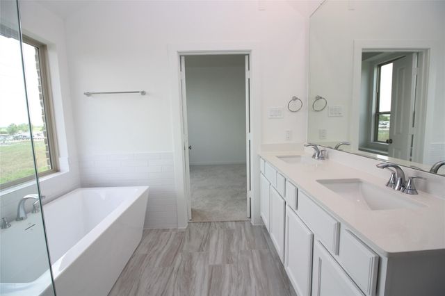 6527 Scarlet Pond Lane, Fulshear, TX 77441