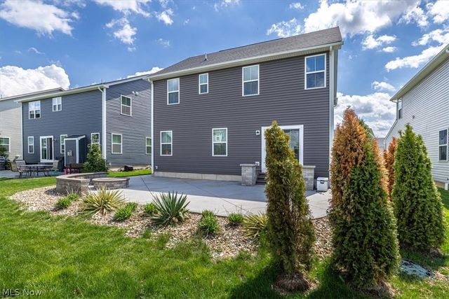 36270 Lands End Drive, North Ridgeville, OH 44039