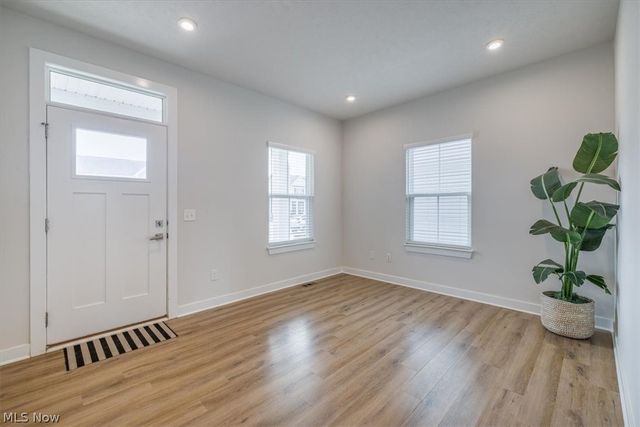 36270 Lands End Drive, North Ridgeville, OH 44039
