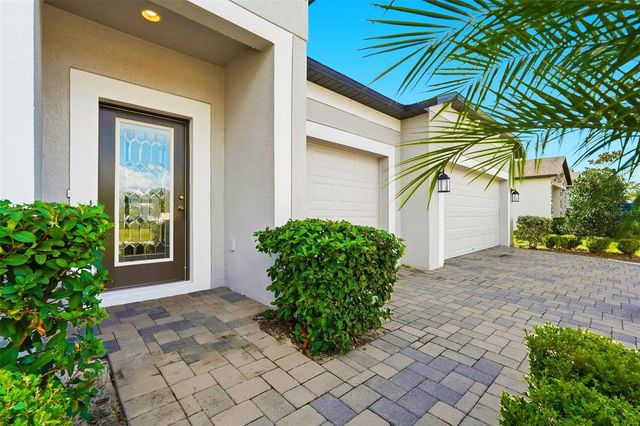 17618 CORTES CREEK BOULEVARD, Spring Hill, FL 34610