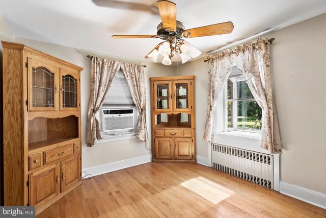 117 MAIN ST, Fallsington, PA 19054