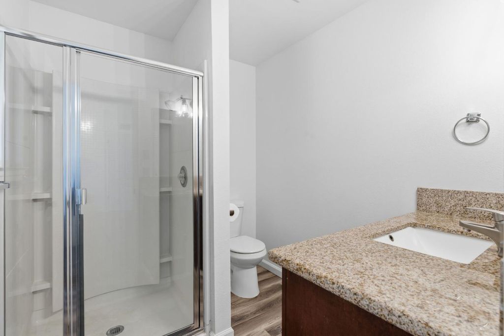 Image 27 of property listing at 1793 Norwich Avenue, Clovis, CA 93611