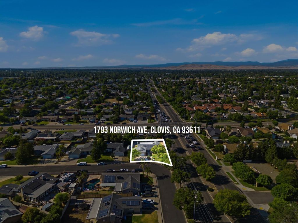 Image 42 of property listing at 1793 Norwich Avenue, Clovis, CA 93611