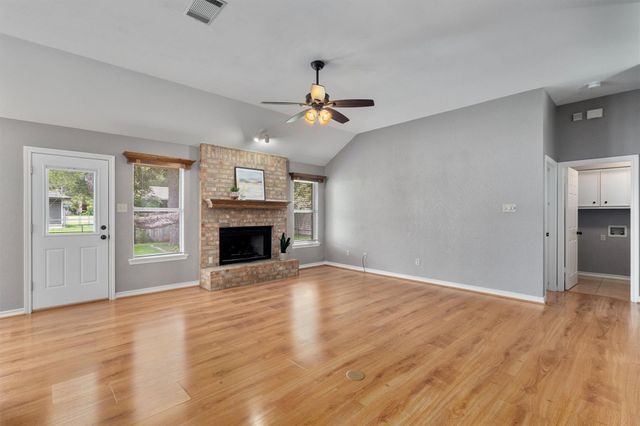 303 Burning Tree DR, Georgetown, TX 78628