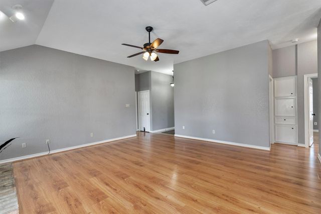 303 Burning Tree DR, Georgetown, TX 78628