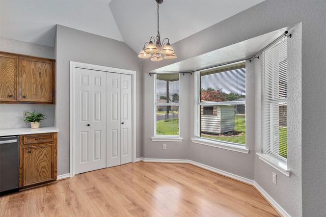 303 Burning Tree DR, Georgetown, TX 78628