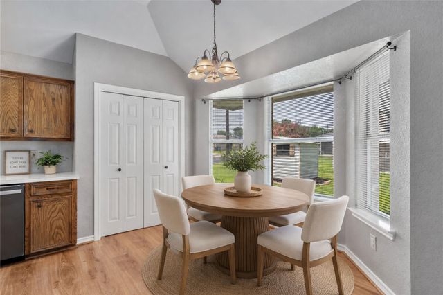 303 Burning Tree DR, Georgetown, TX 78628