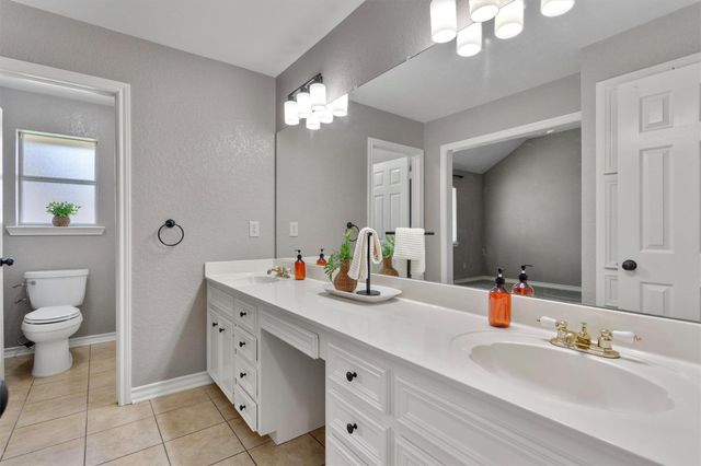 303 Burning Tree DR, Georgetown, TX 78628
