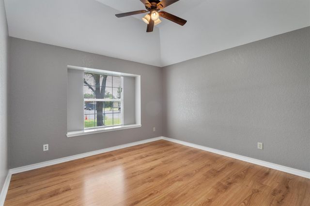 303 Burning Tree DR, Georgetown, TX 78628