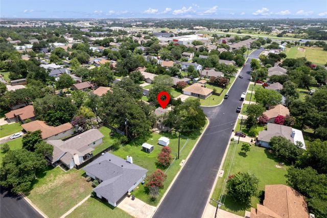 303 Burning Tree DR, Georgetown, TX 78628