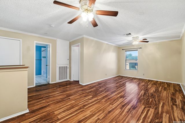7430 Radford Trl, San Antonio, TX 78244