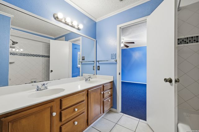 7430 Radford Trl, San Antonio, TX 78244