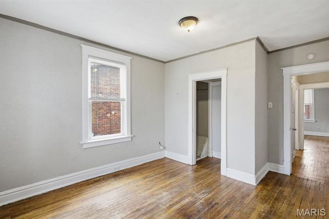 3322 N Hanley Road, St Louis, MO 63121