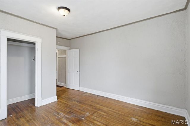 3322 N Hanley Road, St Louis, MO 63121