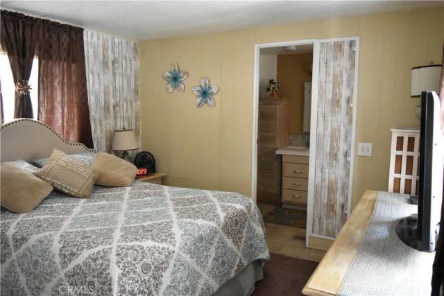 1307 Orangewood, Corona, CA 92882