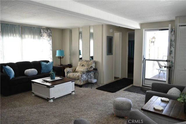 1307 Orangewood, Corona, CA 92882