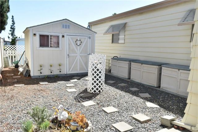 1307 Orangewood, Corona, CA 92882