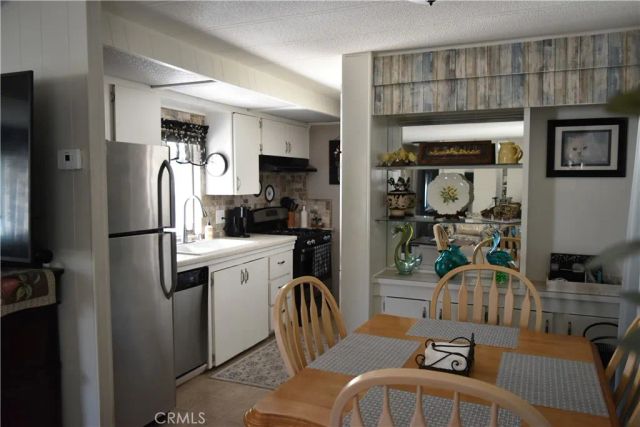 1307 Orangewood, Corona, CA 92882