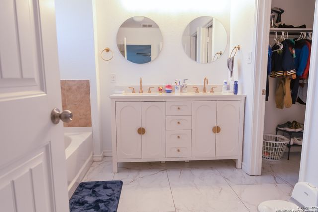 11815 Blackmore Leap, San Antonio, TX 78245