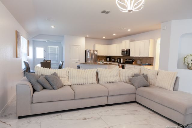 11815 Blackmore Leap, San Antonio, TX 78245