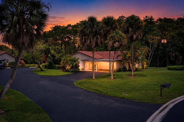21195 JUEGO Circle 16-A, Boca Raton, FL 33433