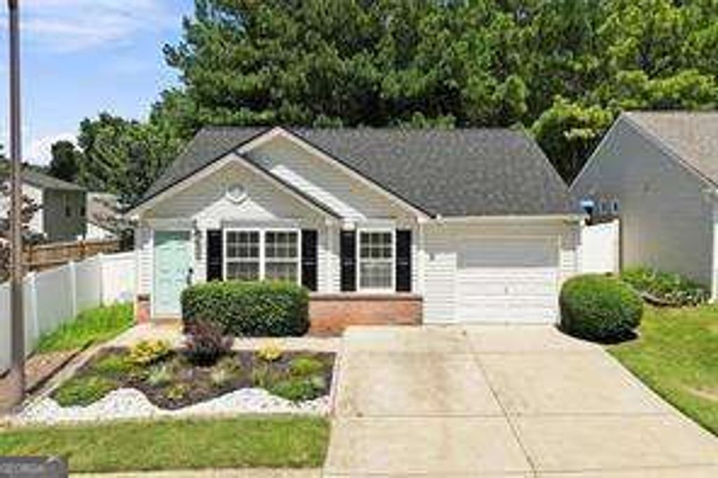 203 Oak Grove Lane, Acworth, GA 30102 — photo 2
