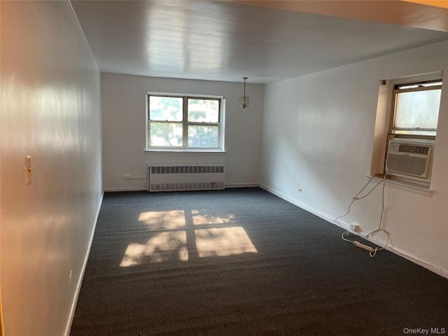 29-09 137th Street 1D, Flushing, NY 11354