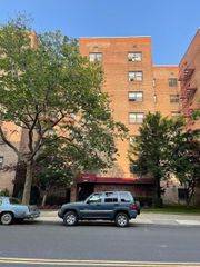 29-09 137th Street 1D, Flushing, NY 11354