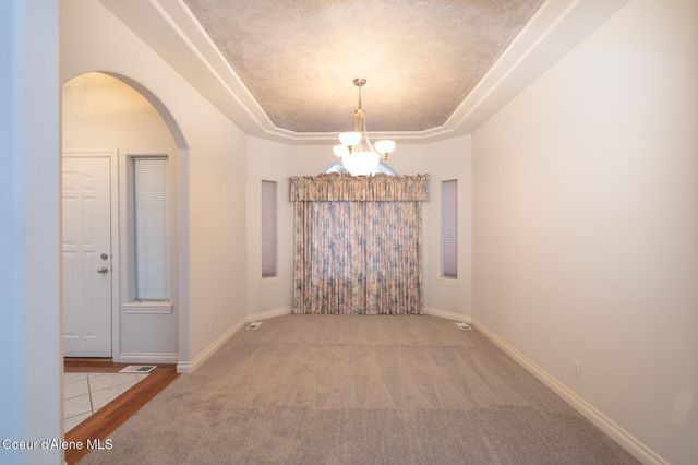 1414 E WESTDALE DR, Hayden, ID 83835