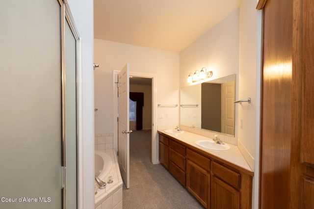 1414 E WESTDALE DR, Hayden, ID 83835