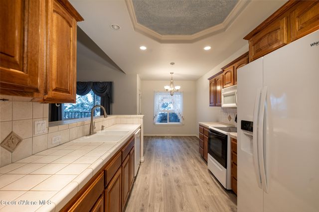 1414 E WESTDALE DR, Hayden, ID 83835