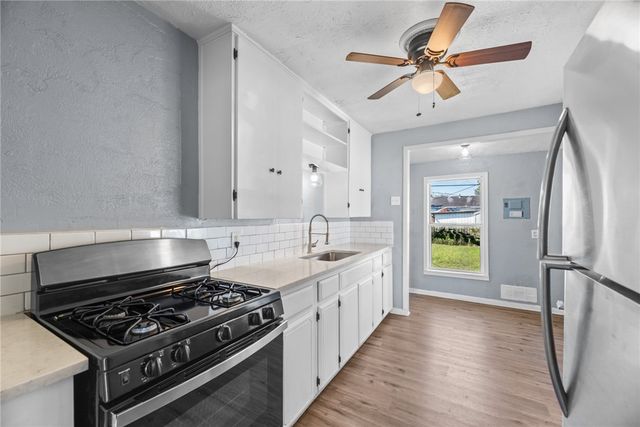 4645 Cheryl Dr, Corpus Christi, TX 78415