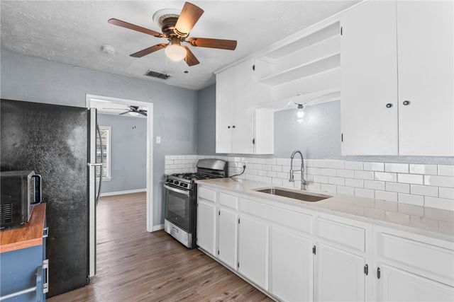 4645 Cheryl Dr, Corpus Christi, TX 78415