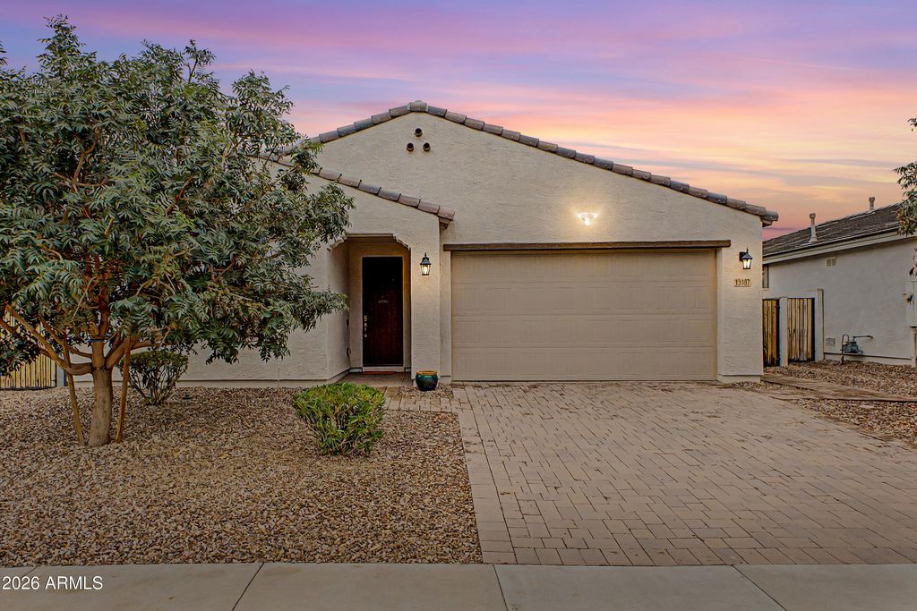 13187 W REDSTONE Drive, Peoria, AZ 85383