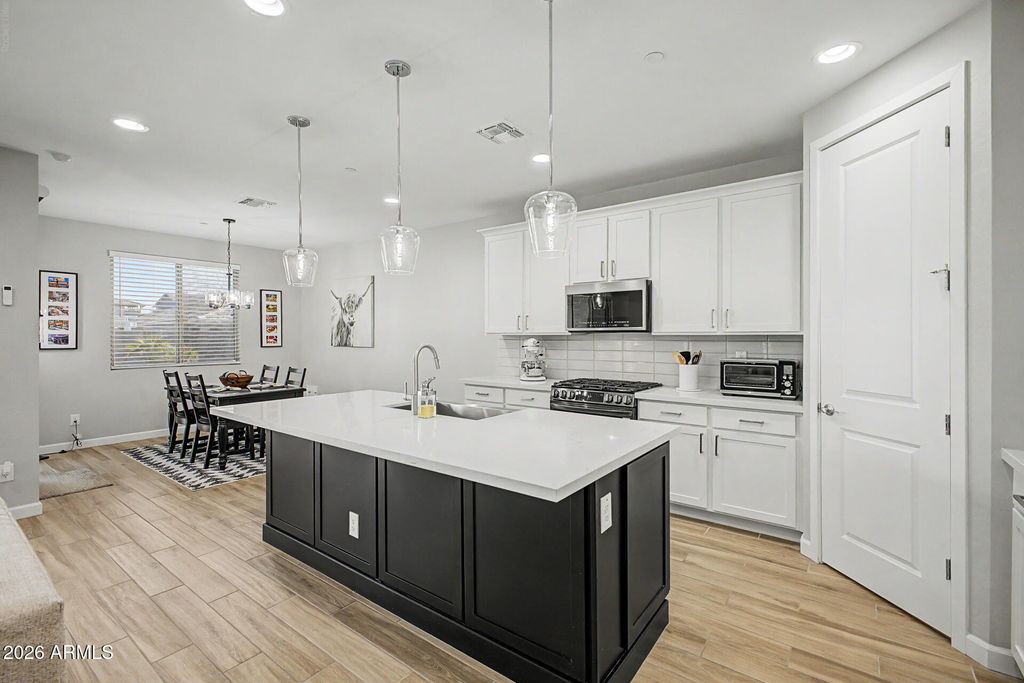 13187 W REDSTONE Drive, Peoria, AZ 85383 — photo 3