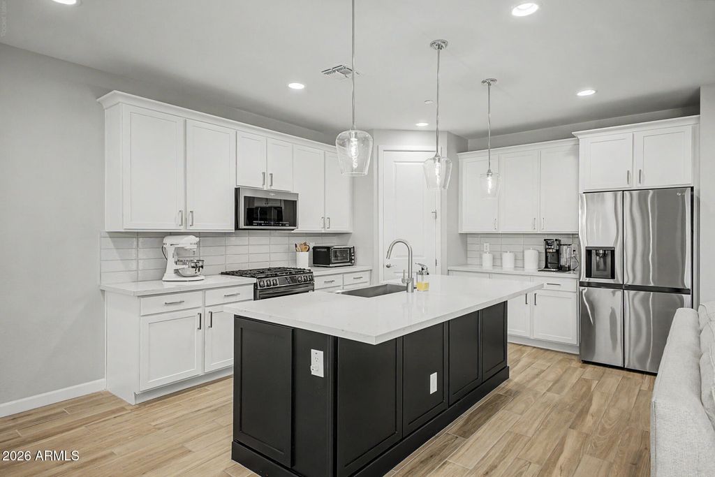 13187 W REDSTONE Drive, Peoria, AZ 85383 — photo 4