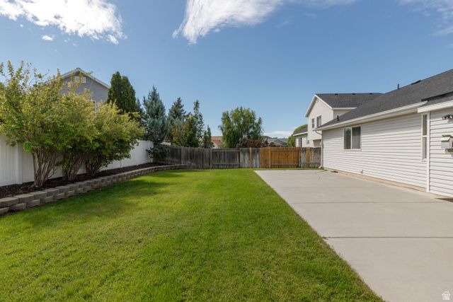 5444 S MIDLAND DR, Roy, UT 84067
