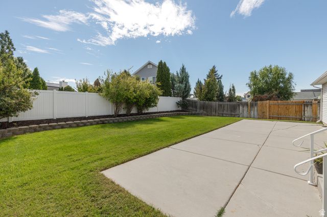 5444 S MIDLAND DR, Roy, UT 84067