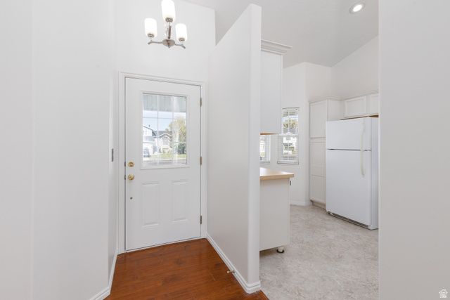 5444 S MIDLAND DR, Roy, UT 84067