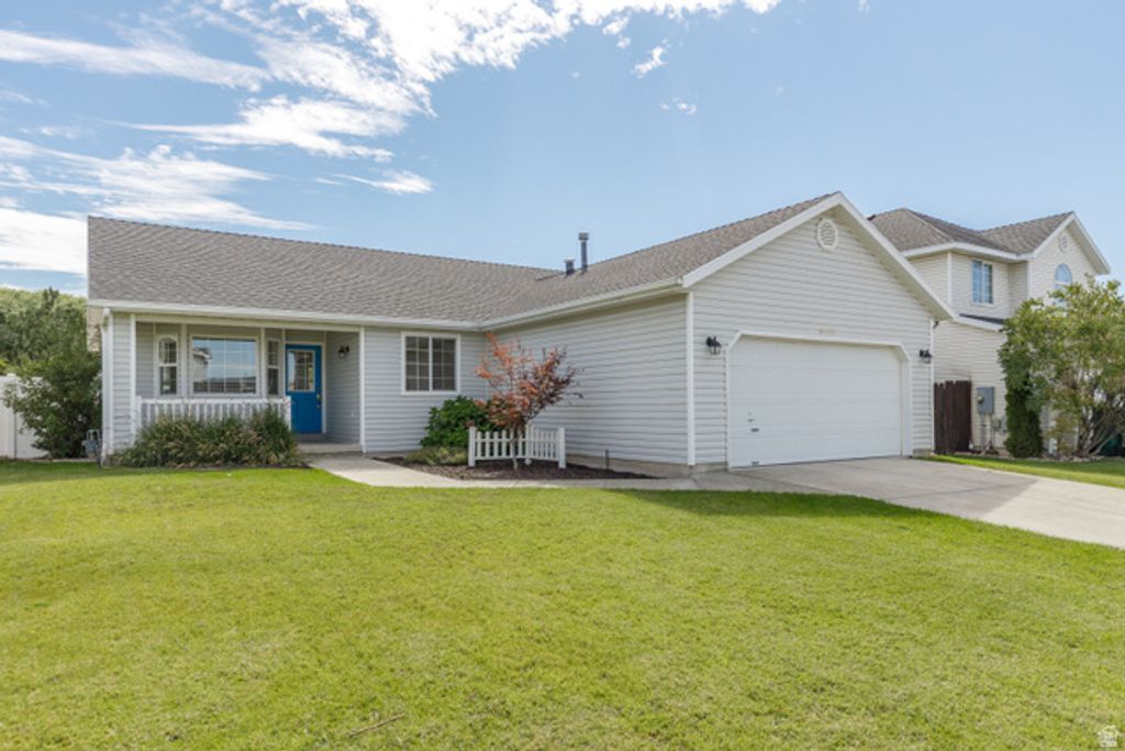 5444 S MIDLAND DR, Roy, UT 84067