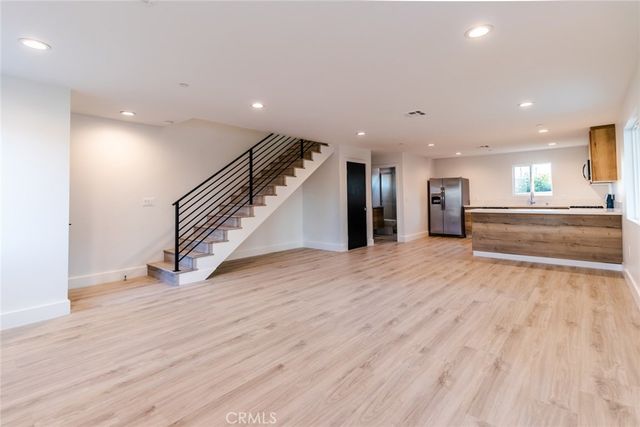 5022 Pickford Street, Los Angeles, CA 90019