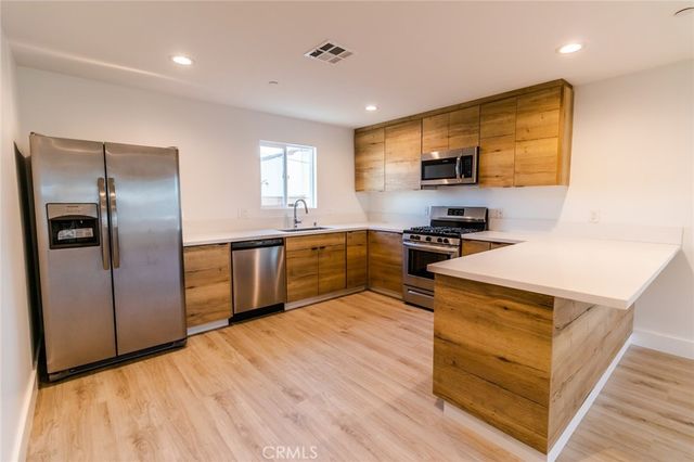 5022 Pickford Street, Los Angeles, CA 90019