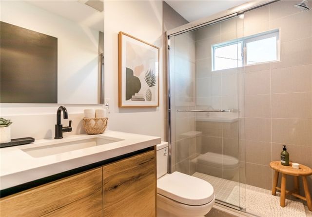 5022 Pickford Street, Los Angeles, CA 90019