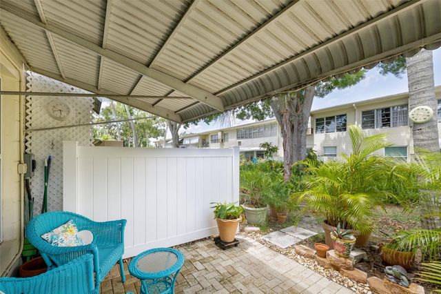 4154 56TH STREET N 720, Kenneth City, FL 33709