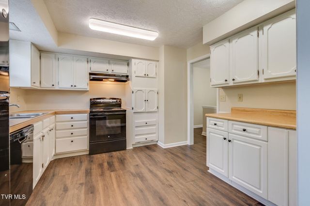 328 Blue Haven Drive, Kingsport, TN 37663
