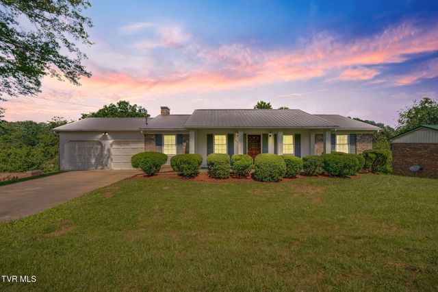 328 Blue Haven Drive, Kingsport, TN 37663